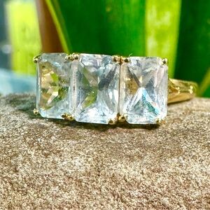 14k - 3 Stone Aquamarine Ring